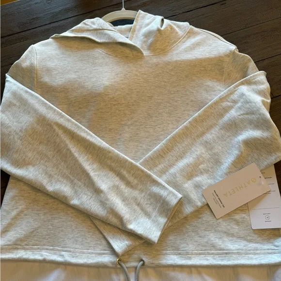 NWT Athleta Gallery Hoodie Top - Ladies size Medium - Picture 4 of 11
